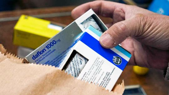A dos meses del cambio en requisitos, jubilados de PAMI siguen sin remedios