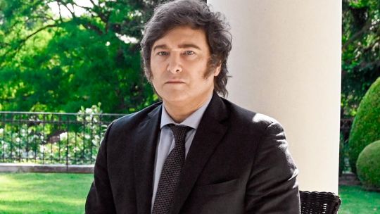 Milei desde Olivos: chat con Toto, silencio de la tropa de digital, y control de daños