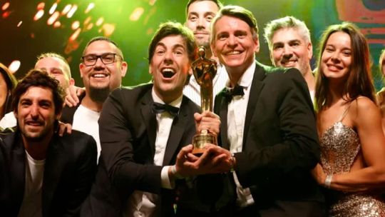 Premios Carlos 2025: «Épico, Magic Dreams» se quedó con el Oro en una noche de críticas y festejos