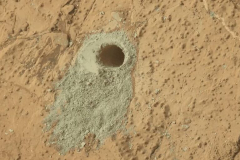 El robot Curiosity de la NASA detectólas moléculas orgánicas más grandes encontradas en Marte