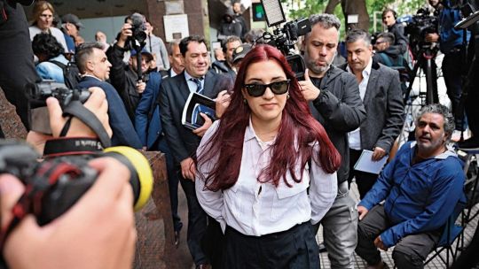 Los Maradona: todos contra Jana