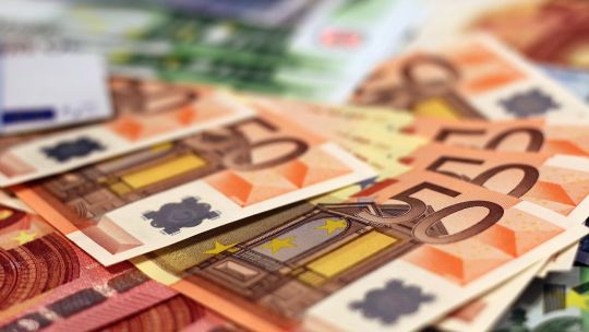 A cuánto cerró el euro blue hoy, miércoles 16 de abril de 2025