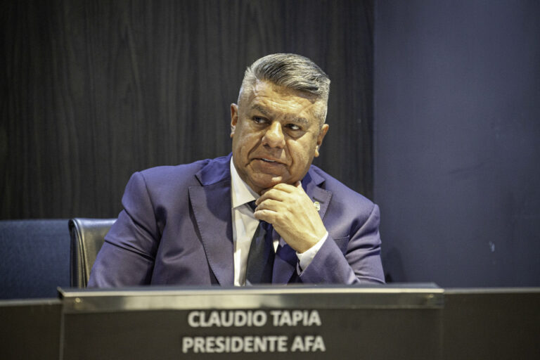 Claudio Tapia defendió el torneo de 30 equipos: «Para qué querés 20?»