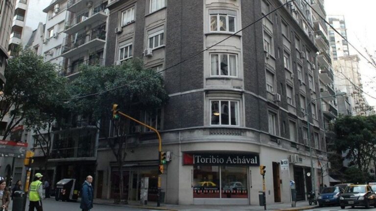 Dónde podría cumplir la prisión domiciliaria Cristina Kirchner en caso de que le sea concedida