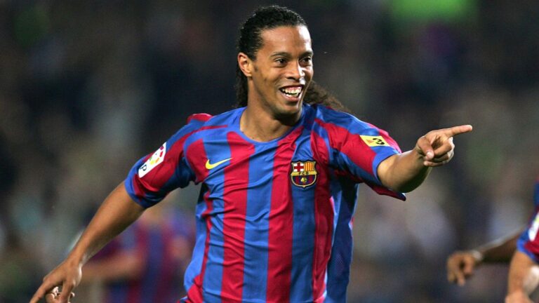 Ronaldinho jugará en el «Choque de Leyendas» que se disputará entre River y el Barcelona