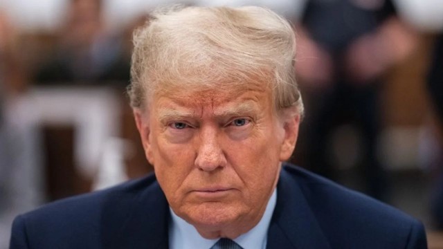 Trump puso fin a las negociaciones comerciales con Canadá por impuesto a las tecnológicas