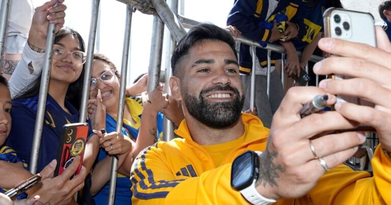 Suplente para Russo, Milton Giménez está en el radar de Racing: cuál es la posición de Boca?