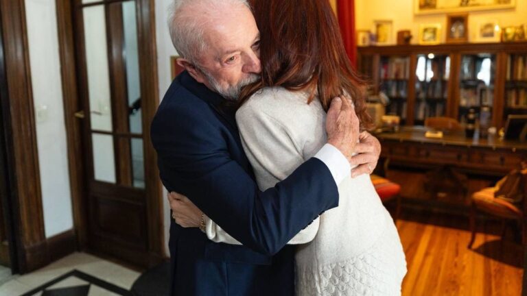 Lula da Silva, tras la visita a Cristina Kirchner: «Le deseé toda la fuerza para seguir luchando»