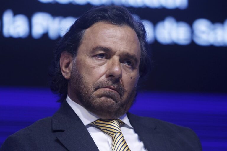 «No pueden seguir mirando para otro lado»