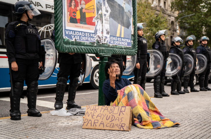 Ola polar: el ajuste de Milei en la asistencia a personas en situación de calle se cobra vidas
