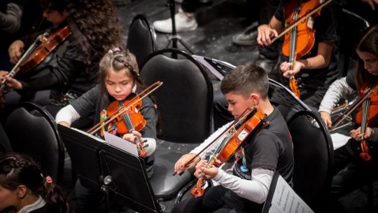 Orquesta Mediterránea: 44 jóvenes buscan apoyo para ir a Chaco