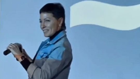 Arengas con tobilleras: Mayra Mendoza compartió otro audio de Cristina Kirchner en un acto con militantes