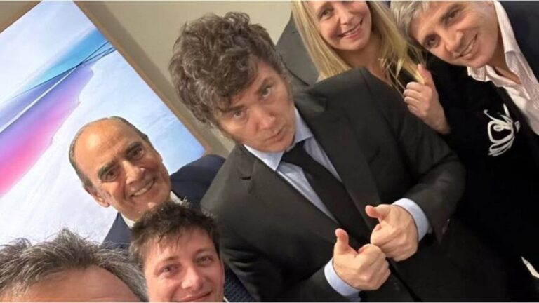 Crece la desaprobación al Gobierno y la preocupación por lo económico, según nuevo estudio