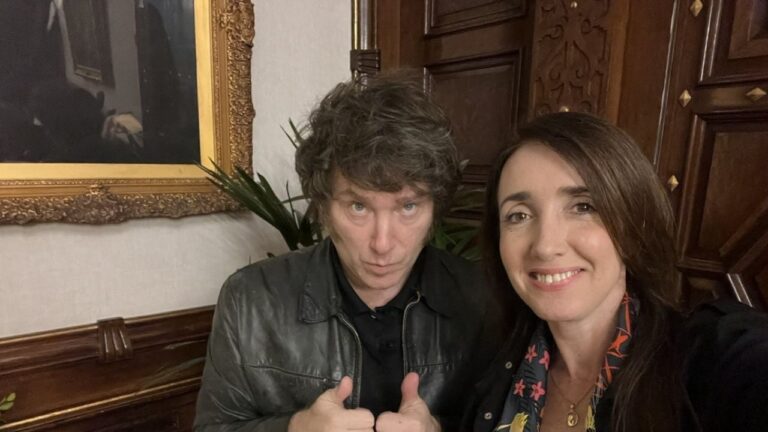 Javier Milei denuncia complot desde adentro y señala a Victoria Villarruel