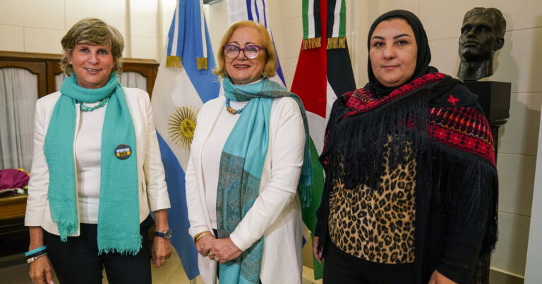 Mujeres de Israel y Palestina unidas para reclamar por la paz: «No queremos enterrar más hijos»