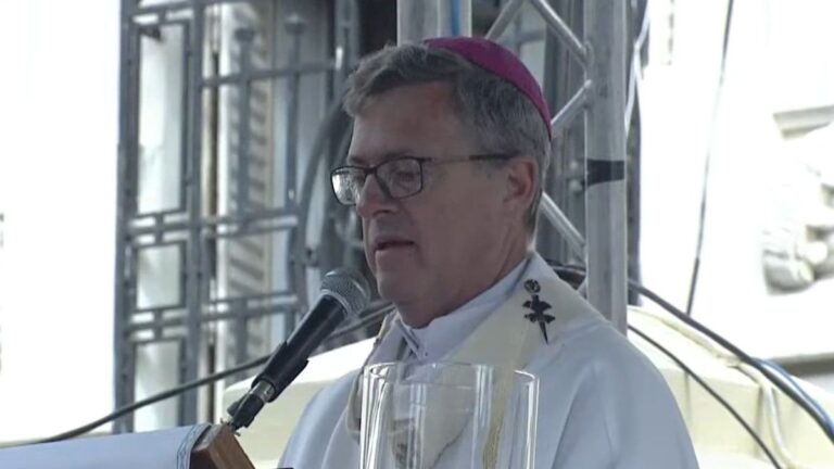 Dura homilía del arzobispo de Buenos Aires por San Cayetano: «Somos custodios de los jubilados, los discapacitados y los cartoneros»