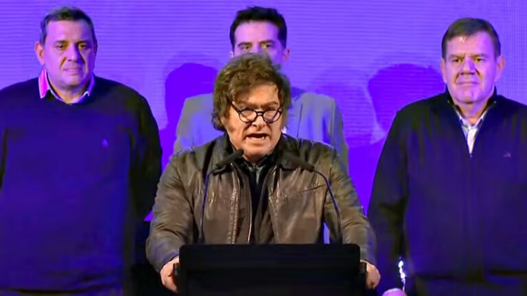 Mano dura y motosierra: la fórmula de campaña de Milei para la Provincia de Buenos Aires