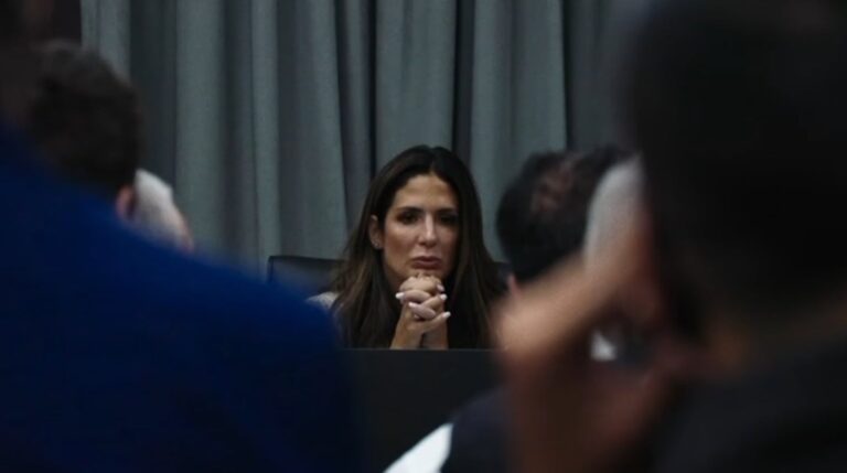 La jueza Makintach le envió a su esteticista el tráiler de Justicia Divina un día después del comienzo del juicio