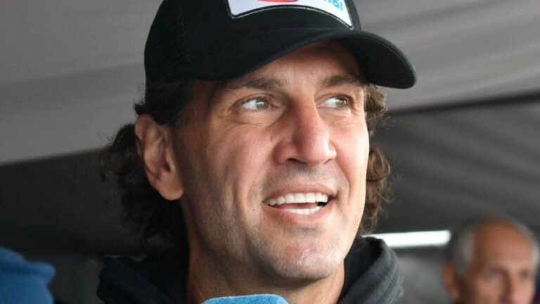 El expiloto de TC Emanuel Moriatis fue víctima de un violento robo en la Panamericana