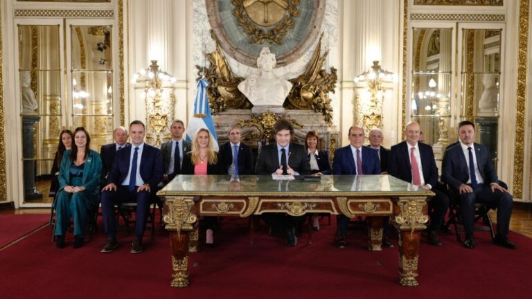 Las urnas le dieron un mensaje al Gobierno: cómo se reconfigurará la gestión de Javier Milei