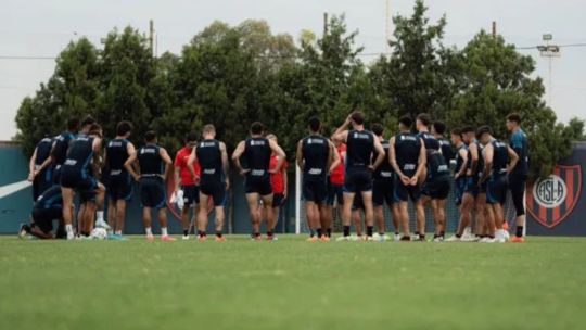 El plantel de San Lorenzo lanzó un ultimátum por la deuda salarial