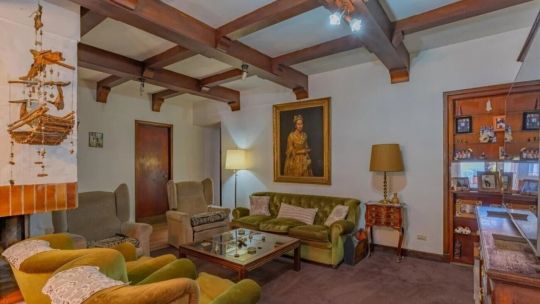 La familia Kadgien finalmente entregó en Mar del Plata el cuadro robado por los nazis