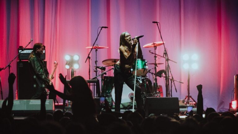 Iggy Pop en Buenos Aires: una celebración rockera y salvaje para el recuerdo